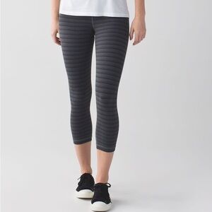 Lululemon Leggings Women’s Gray Capri Striped High Waist Athletic Yoga